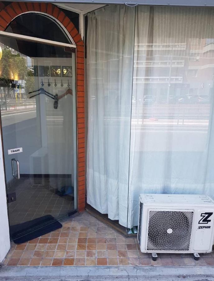 Apartmán Flat Nirmala Studio-Shop Milán Exteriér fotografie